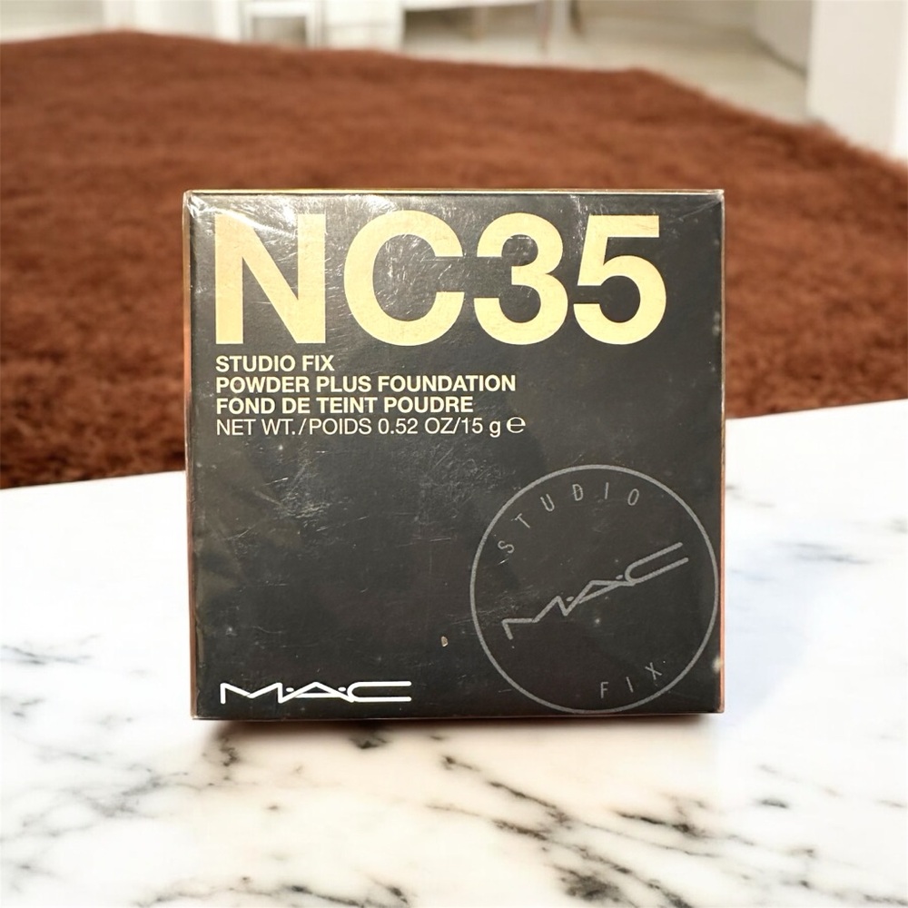 MAC Studio Fix Powder Plus Foundation NC35